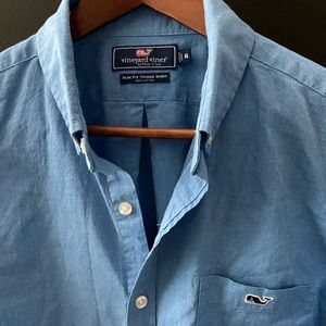 vineyard vines button down shirt